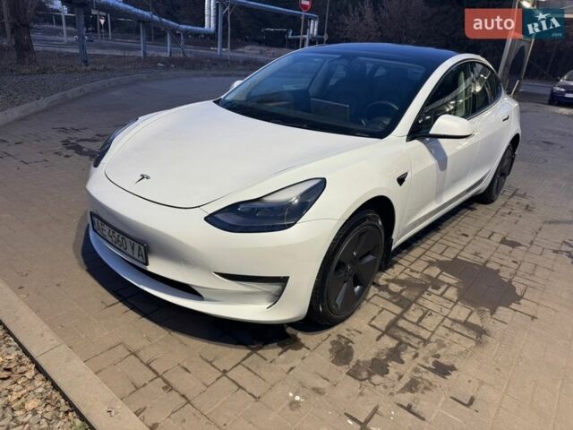 Белый Тесла Модель 3, объемом двигателя 0 л и пробегом 50 тыс. км за 20700 $, фото 7 на Automoto.ua