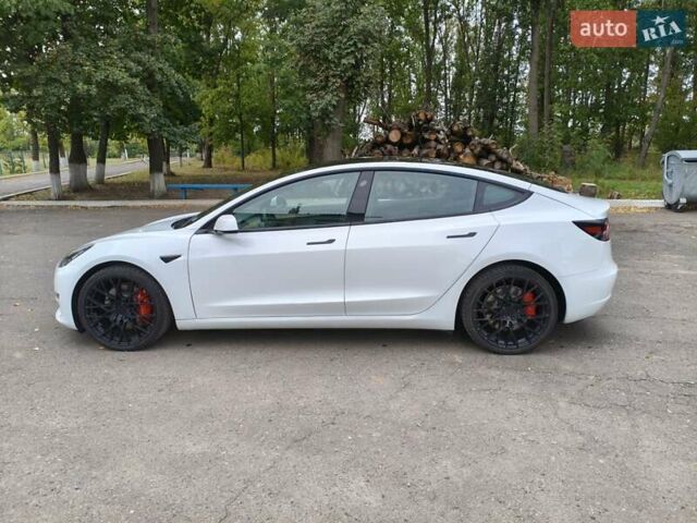 Білий Тесла Модель 3, об'ємом двигуна 0 л та пробігом 45 тис. км за 24300 $, фото 15 на Automoto.ua