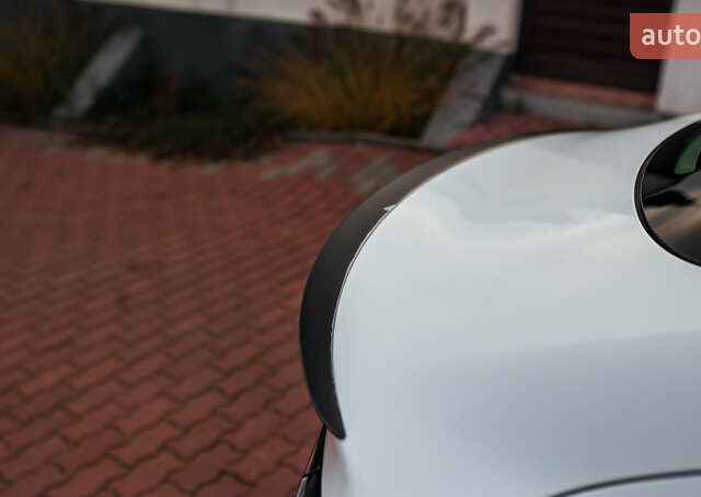 Белый Тесла Модель 3, объемом двигателя 0 л и пробегом 5 тыс. км за 27500 $, фото 14 на Automoto.ua