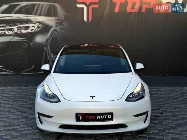 Білий Тесла Модель 3, об'ємом двигуна 0 л та пробігом 67 тис. км за 19999 $, фото 13 на Automoto.ua
