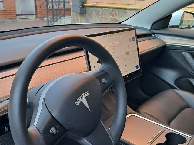 Белый Тесла Модель 3, объемом двигателя 0 л и пробегом 44 тыс. км за 22970 $, фото 13 на Automoto.ua
