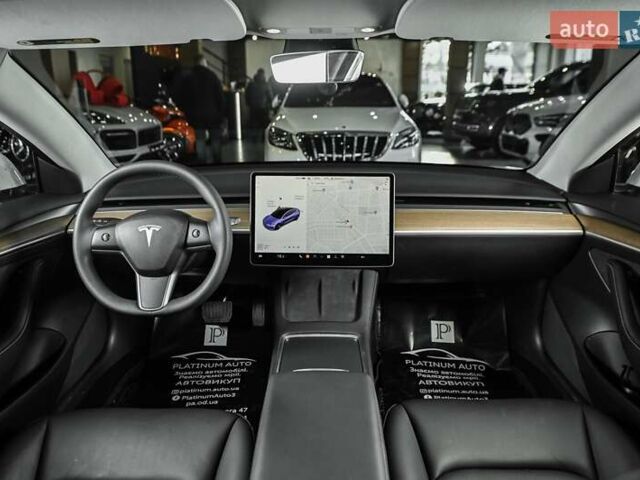 Білий Тесла Модель 3, об'ємом двигуна 0 л та пробігом 2 тис. км за 26900 $, фото 37 на Automoto.ua