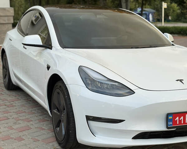 Білий Тесла Модель 3, об'ємом двигуна 0 л та пробігом 4 тис. км за 20999 $, фото 9 на Automoto.ua