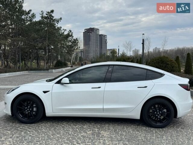 Белый Тесла Модель 3, объемом двигателя 0 л и пробегом 35 тыс. км за 21000 $, фото 13 на Automoto.ua