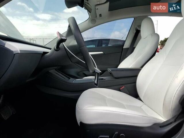 Білий Тесла Модель 3, об'ємом двигуна 0 л та пробігом 36 тис. км за 6500 $, фото 6 на Automoto.ua