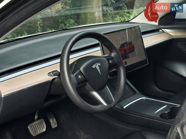 Білий Тесла Модель 3, об'ємом двигуна 0 л та пробігом 69 тис. км за 20990 $, фото 11 на Automoto.ua