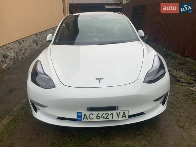 Білий Тесла Модель 3, об'ємом двигуна 0 л та пробігом 72 тис. км за 23500 $, фото 1 на Automoto.ua