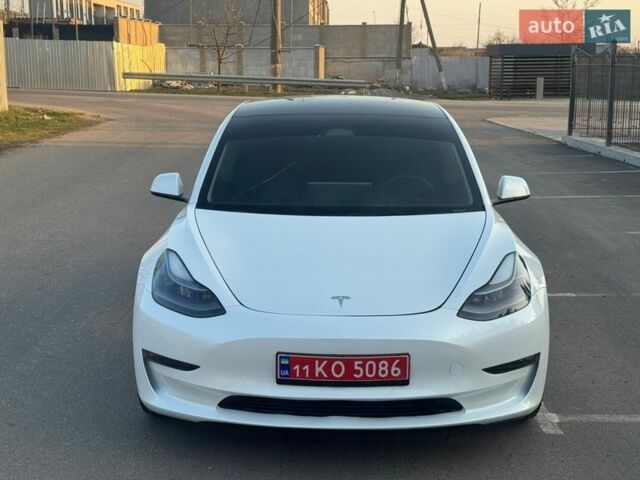 Белый Тесла Модель 3, объемом двигателя 0 л и пробегом 80 тыс. км за 18499 $, фото 2 на Automoto.ua