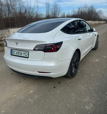 Білий Тесла Модель 3, об'ємом двигуна 0 л та пробігом 40 тис. км за 19999 $, фото 1 на Automoto.ua