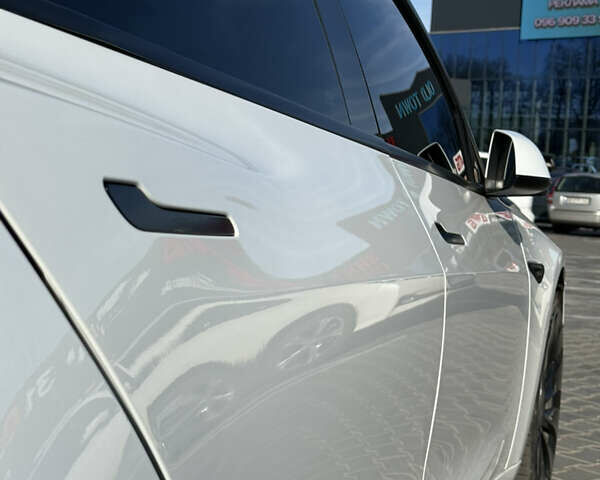 Білий Тесла Модель 3, об'ємом двигуна 0 л та пробігом 32 тис. км за 24000 $, фото 9 на Automoto.ua