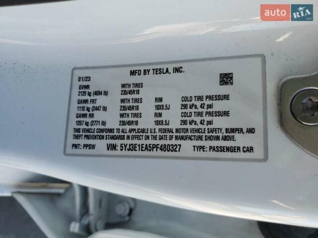 Белый Тесла Модель 3, объемом двигателя 0 л и пробегом 42 тыс. км за 11200 $, фото 11 на Automoto.ua
