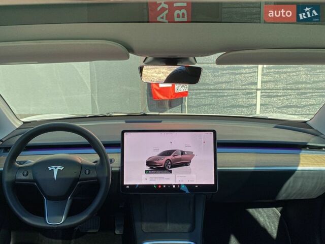 Белый Тесла Модель 3, объемом двигателя 0 л и пробегом 20 тыс. км за 22500 $, фото 9 на Automoto.ua