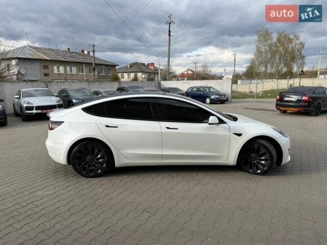 Белый Тесла Модель 3, объемом двигателя 0 л и пробегом 172 тыс. км за 18700 $, фото 13 на Automoto.ua