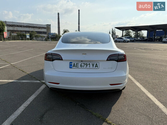 Білий Тесла Модель 3, об'ємом двигуна 0 л та пробігом 34 тис. км за 22500 $, фото 10 на Automoto.ua