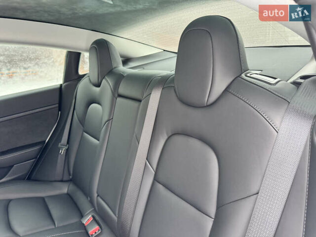 Белый Тесла Модель 3, объемом двигателя 0 л и пробегом 34 тыс. км за 21000 $, фото 16 на Automoto.ua