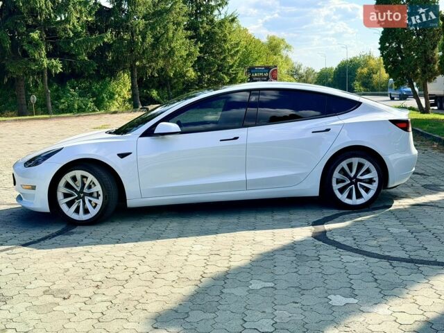 Білий Тесла Модель 3, об'ємом двигуна 0 л та пробігом 208 тис. км за 17800 $, фото 3 на Automoto.ua