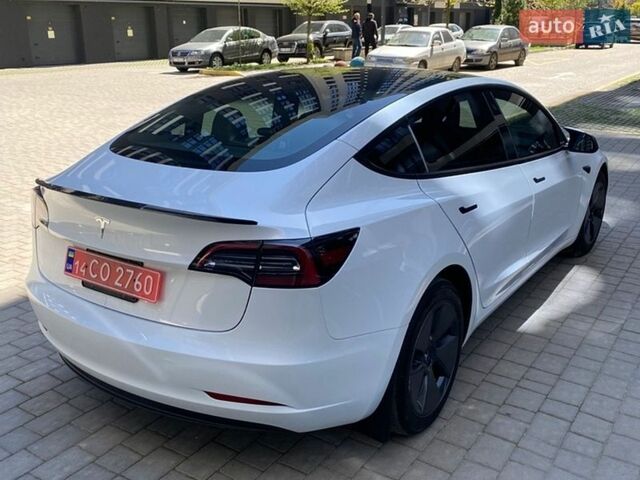 Белый Тесла Модель 3, объемом двигателя 0 л и пробегом 59 тыс. км за 19500 $, фото 6 на Automoto.ua