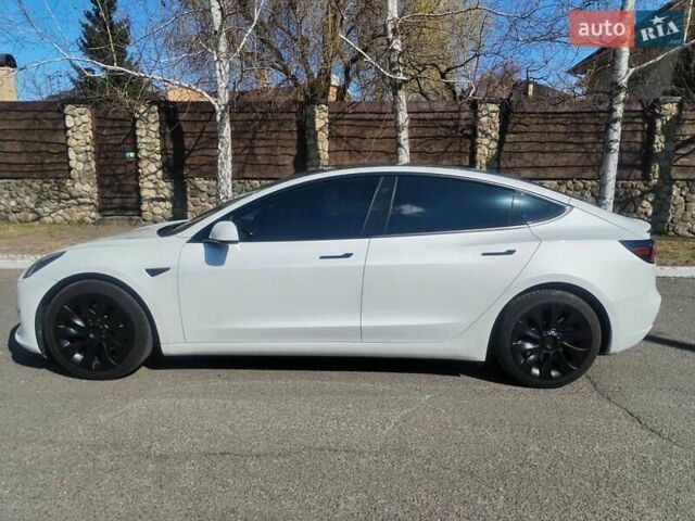 Белый Тесла Модель 3, объемом двигателя 0 л и пробегом 23 тыс. км за 21999 $, фото 15 на Automoto.ua