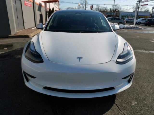 Белый Тесла Модель 3, объемом двигателя 0 л и пробегом 27 тыс. км за 9900 $, фото 1 на Automoto.ua