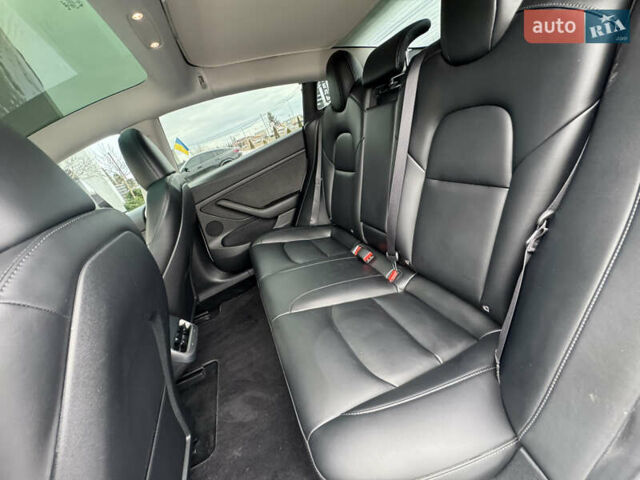 Белый Тесла Модель 3, объемом двигателя 0 л и пробегом 30 тыс. км за 22700 $, фото 48 на Automoto.ua