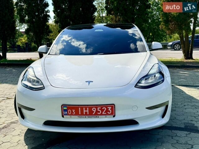 Білий Тесла Модель 3, об'ємом двигуна 0 л та пробігом 208 тис. км за 17800 $, фото 33 на Automoto.ua