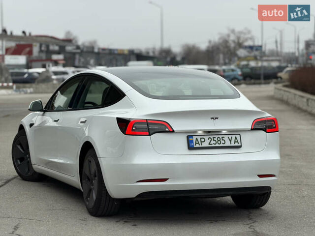Белый Тесла Модель 3, объемом двигателя 0 л и пробегом 31 тыс. км за 17999 $, фото 16 на Automoto.ua
