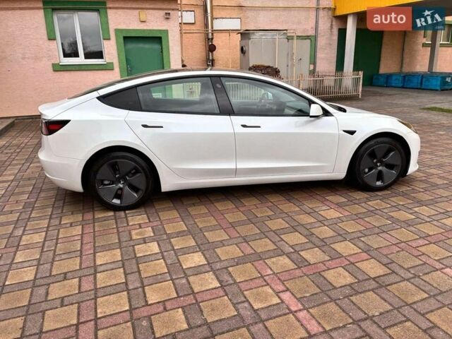 Білий Тесла Модель 3, об'ємом двигуна 0 л та пробігом 19 тис. км за 22500 $, фото 12 на Automoto.ua
