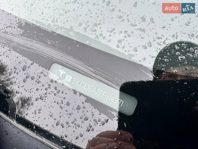 Белый Тесла Модель 3, объемом двигателя 0 л и пробегом 37 тыс. км за 20000 $, фото 26 на Automoto.ua