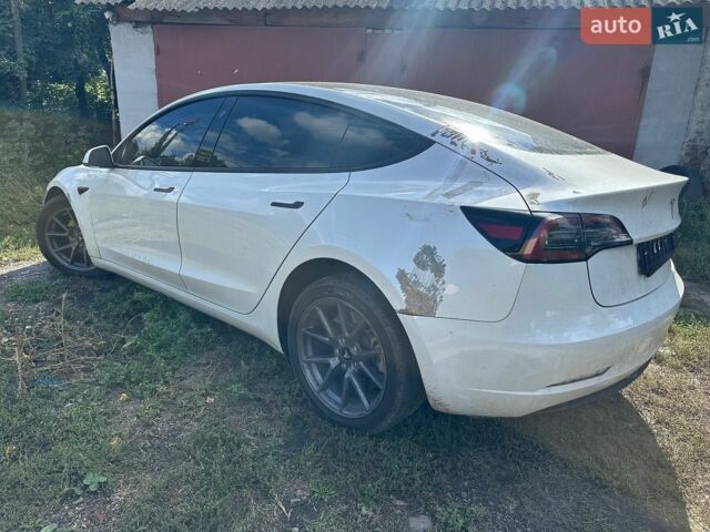 Білий Тесла Модель 3, об'ємом двигуна 0 л та пробігом 195 тис. км за 14999 $, фото 3 на Automoto.ua