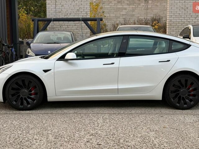 Білий Тесла Модель 3, об'ємом двигуна 0 л та пробігом 5 тис. км за 29900 $, фото 7 на Automoto.ua
