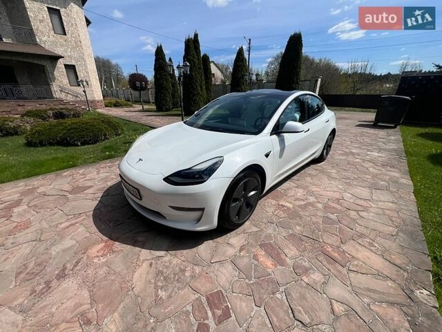 Белый Тесла Модель 3, объемом двигателя 0 л и пробегом 4 тыс. км за 22999 $, фото 6 на Automoto.ua