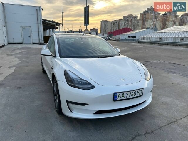 Білий Тесла Модель 3, об'ємом двигуна 0 л та пробігом 45 тис. км за 24899 $, фото 24 на Automoto.ua
