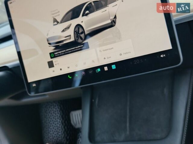 Білий Тесла Модель 3, об'ємом двигуна 0 л та пробігом 74 тис. км за 17900 $, фото 12 на Automoto.ua