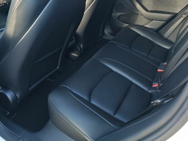 Білий Тесла Модель 3, об'ємом двигуна 0 л та пробігом 9 тис. км за 21700 $, фото 12 на Automoto.ua