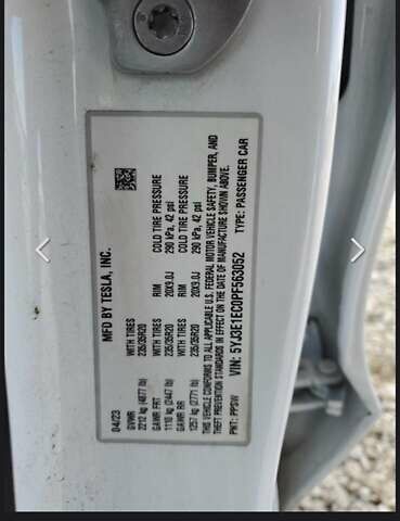Білий Тесла Модель 3, об'ємом двигуна 0 л та пробігом 72 тис. км за 23500 $, фото 11 на Automoto.ua