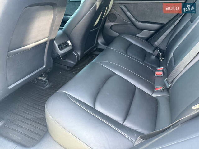 Білий Тесла Модель 3, об'ємом двигуна 0 л та пробігом 32 тис. км за 24000 $, фото 19 на Automoto.ua