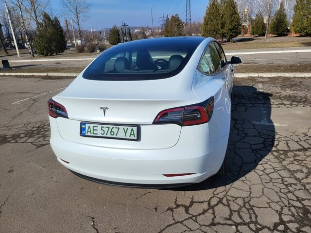 Білий Тесла Модель 3, об'ємом двигуна 0 л та пробігом 6 тис. км за 22500 $, фото 3 на Automoto.ua