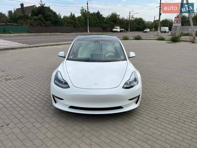 Білий Тесла Модель 3, об'ємом двигуна 0 л та пробігом 5 тис. км за 36500 $, фото 2 на Automoto.ua