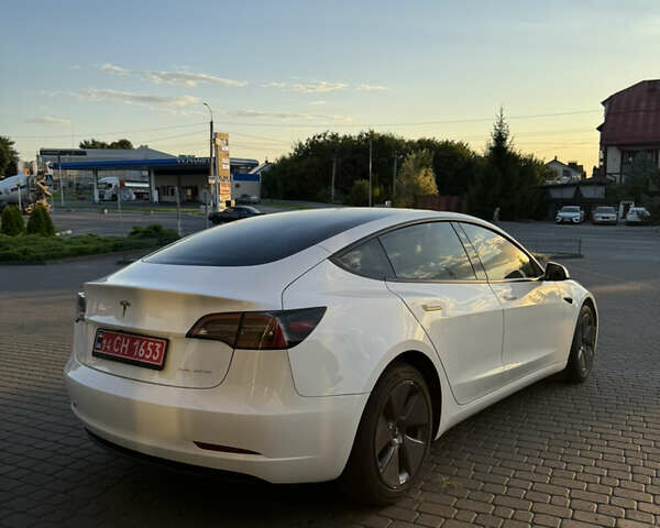 Белый Тесла Модель 3, объемом двигателя 0 л и пробегом 54 тыс. км за 22000 $, фото 26 на Automoto.ua