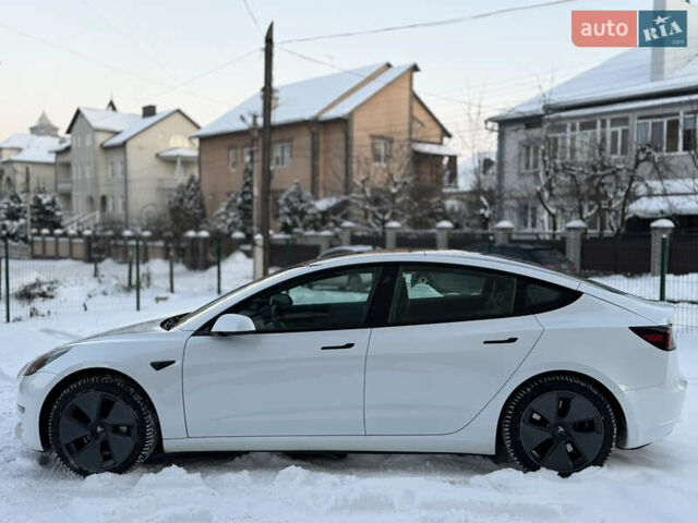 Белый Тесла Модель 3, объемом двигателя 0 л и пробегом 34 тыс. км за 23500 $, фото 3 на Automoto.ua