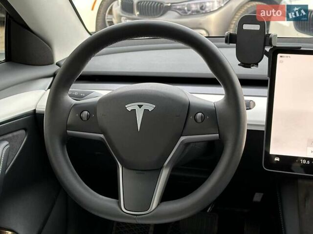Белый Тесла Модель 3, объемом двигателя 0 л и пробегом 18 тыс. км за 21500 $, фото 37 на Automoto.ua