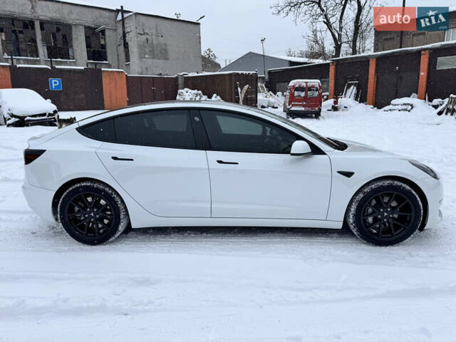 Белый Тесла Модель 3, объемом двигателя 0 л и пробегом 34 тыс. км за 21000 $, фото 7 на Automoto.ua