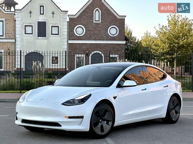 Білий Тесла Модель 3, об'ємом двигуна 0 л та пробігом 2 тис. км за 27700 $, фото 4 на Automoto.ua