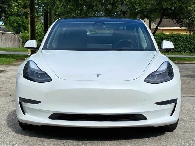 Білий Тесла Модель 3, об'ємом двигуна 0 л та пробігом 19 тис. км за 9473 $, фото 1 на Automoto.ua