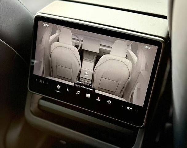 Білий Тесла Модель 3, об'ємом двигуна 0 л та пробігом 11 тис. км за 31500 $, фото 31 на Automoto.ua