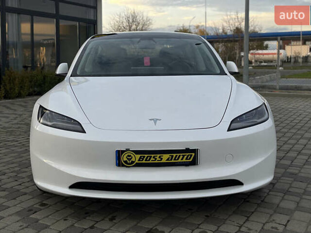 Белый Тесла Модель 3, объемом двигателя 0 л и пробегом 15 тыс. км за 32500 $, фото 1 на Automoto.ua