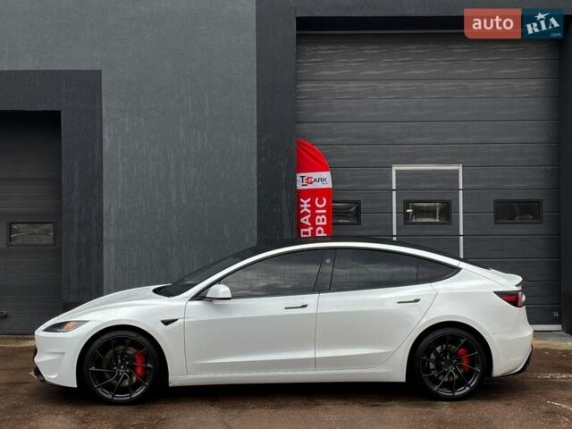 Білий Тесла Модель 3, об'ємом двигуна 0 л та пробігом 20 тис. км за 39999 $, фото 5 на Automoto.ua