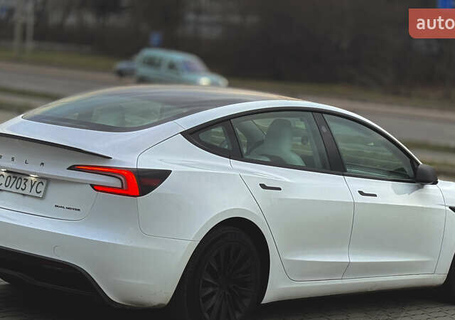 Белый Тесла Модель 3, объемом двигателя 0 л и пробегом 16 тыс. км за 33999 $, фото 2 на Automoto.ua