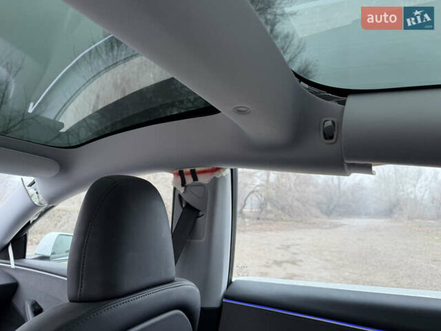 Білий Тесла Модель 3, об'ємом двигуна 0 л та пробігом 20 тис. км за 20999 $, фото 13 на Automoto.ua