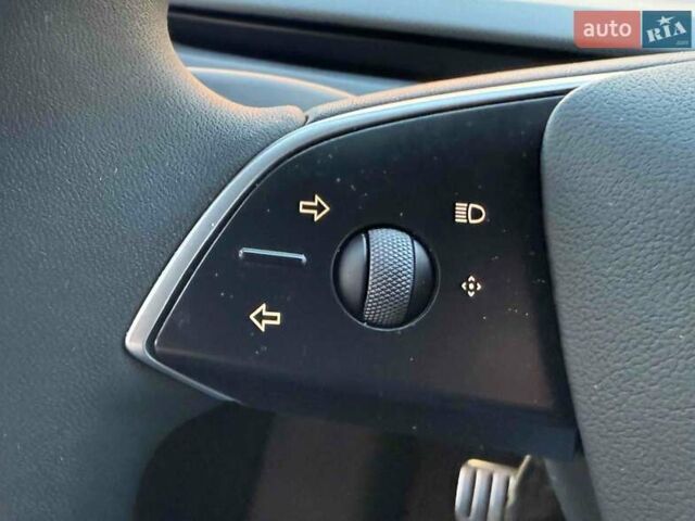 Белый Тесла Модель 3, объемом двигателя 0 л и пробегом 7 тыс. км за 43400 $, фото 18 на Automoto.ua